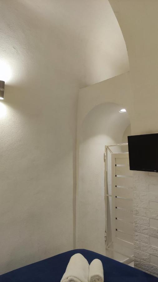 Piccola Maison Nel Centro Di Napoli Buitenkant foto